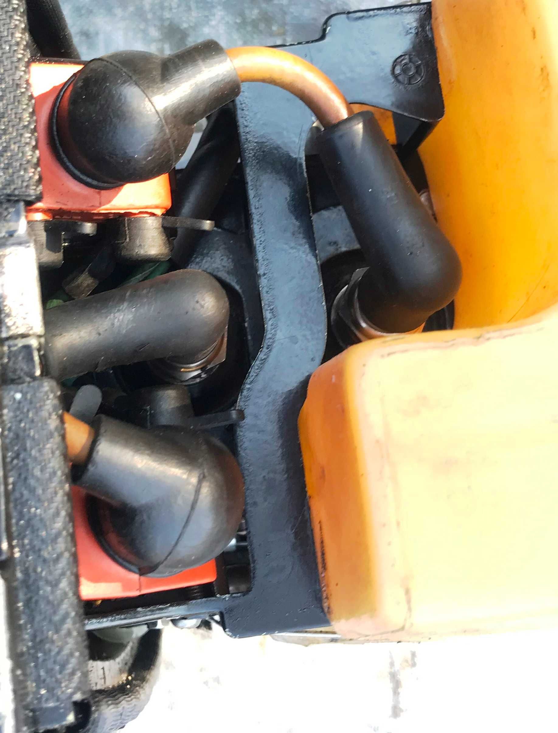 silnik zaburtowy MERCURY 4HP , 2 cylndry zamiana  na IPHON 14
