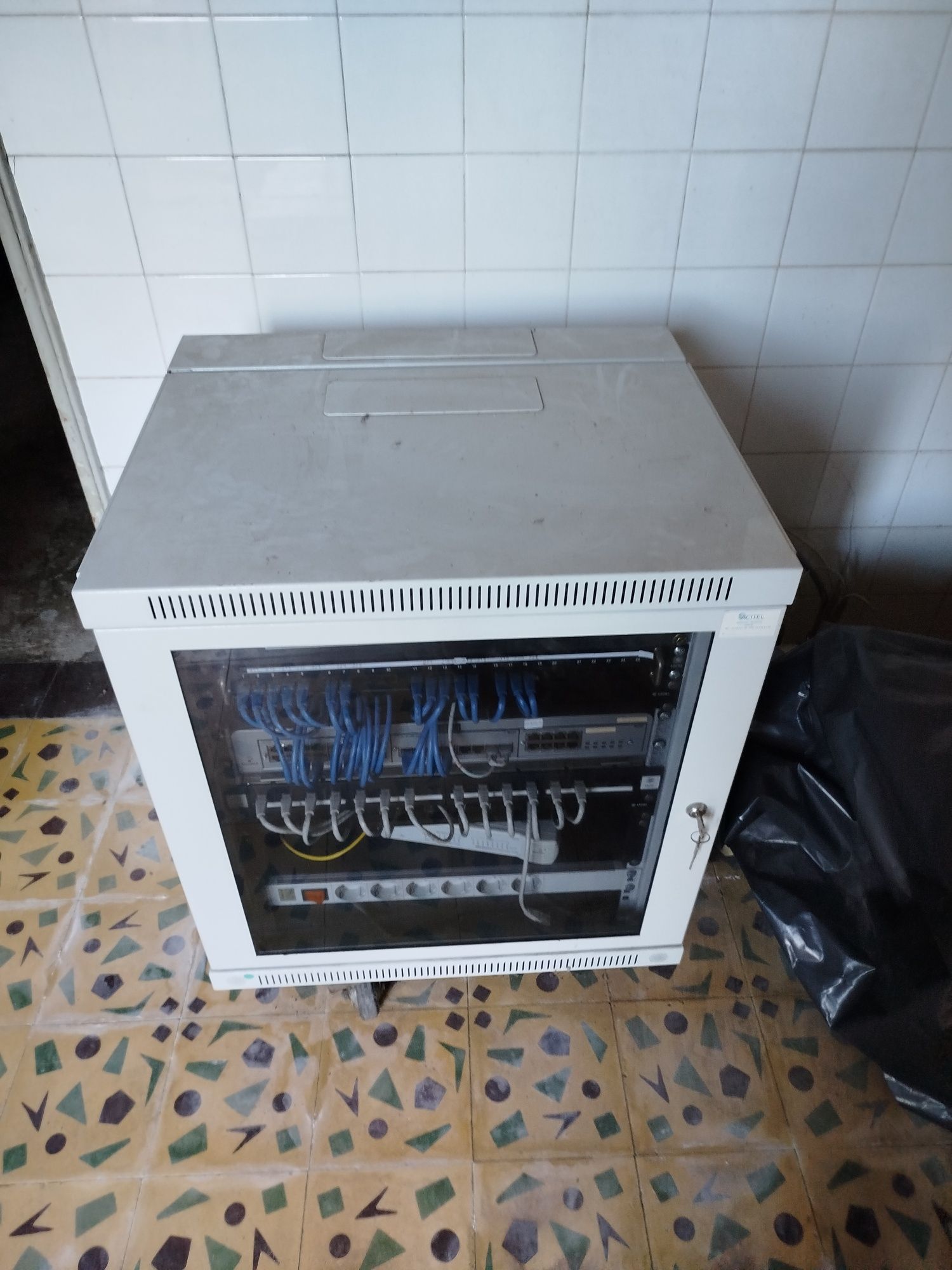 Moveis semi novos e novos