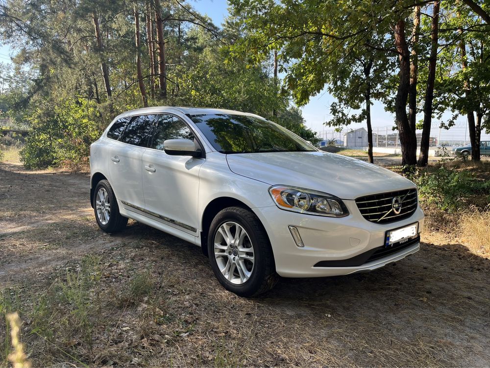 Продам автомобіль VOLVO XC60 Т5