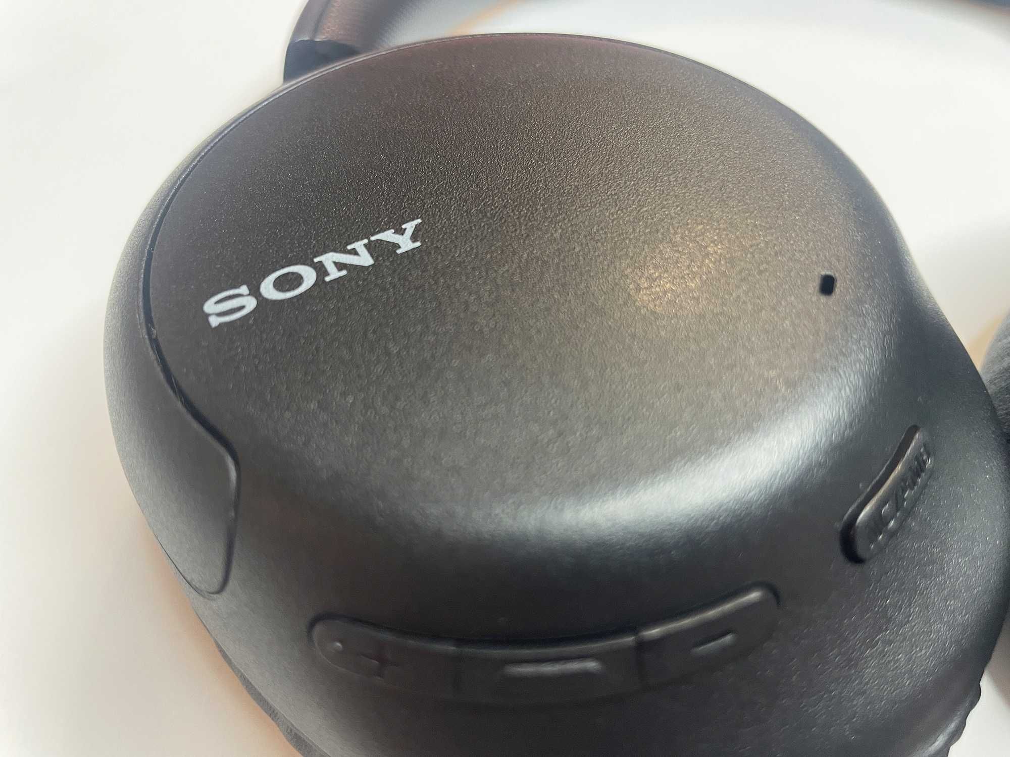 Навушники Sony WH-CH710N