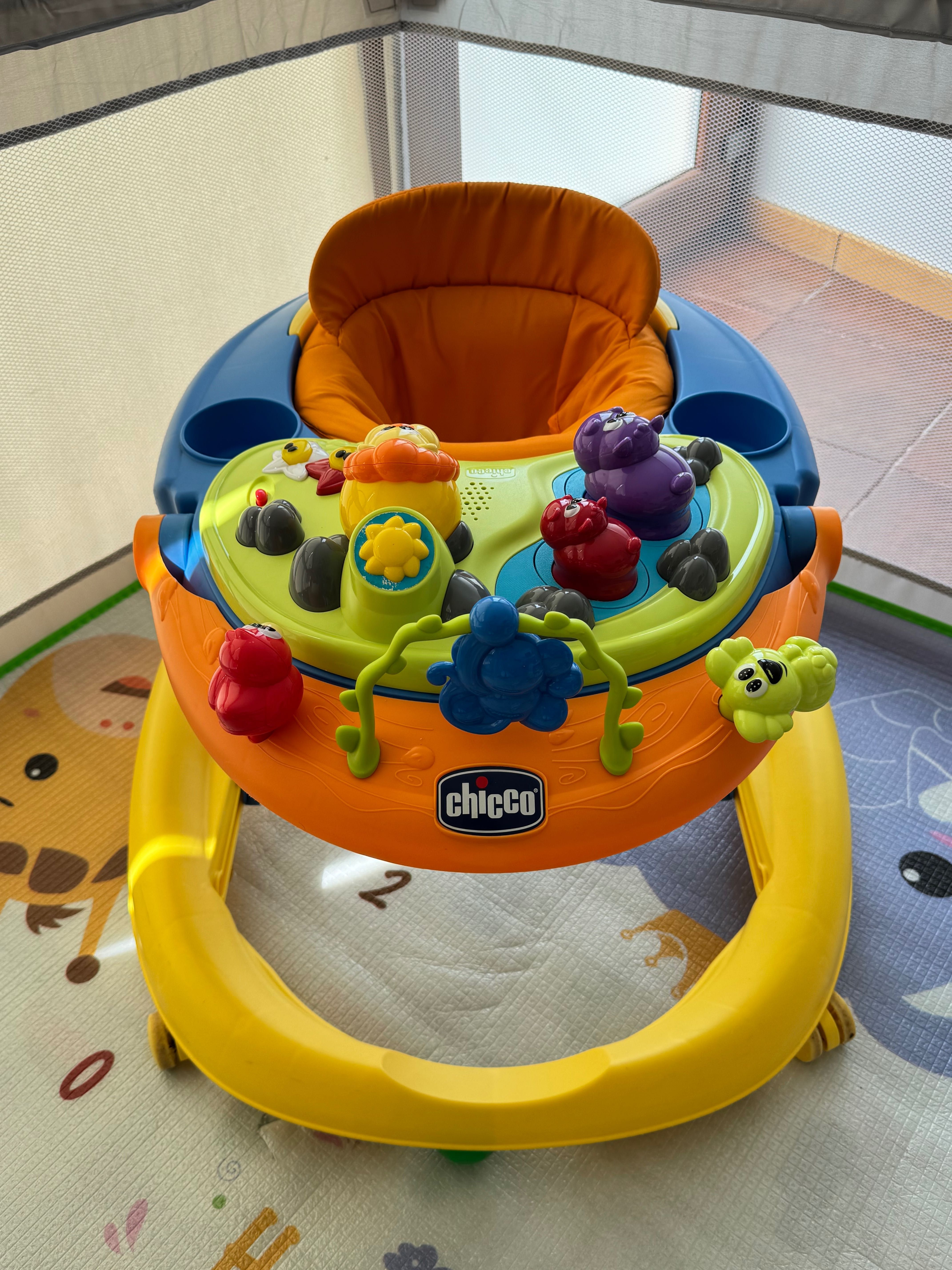 Chicco - Andarilho/Aranha/voador/andador , em otimo estado!