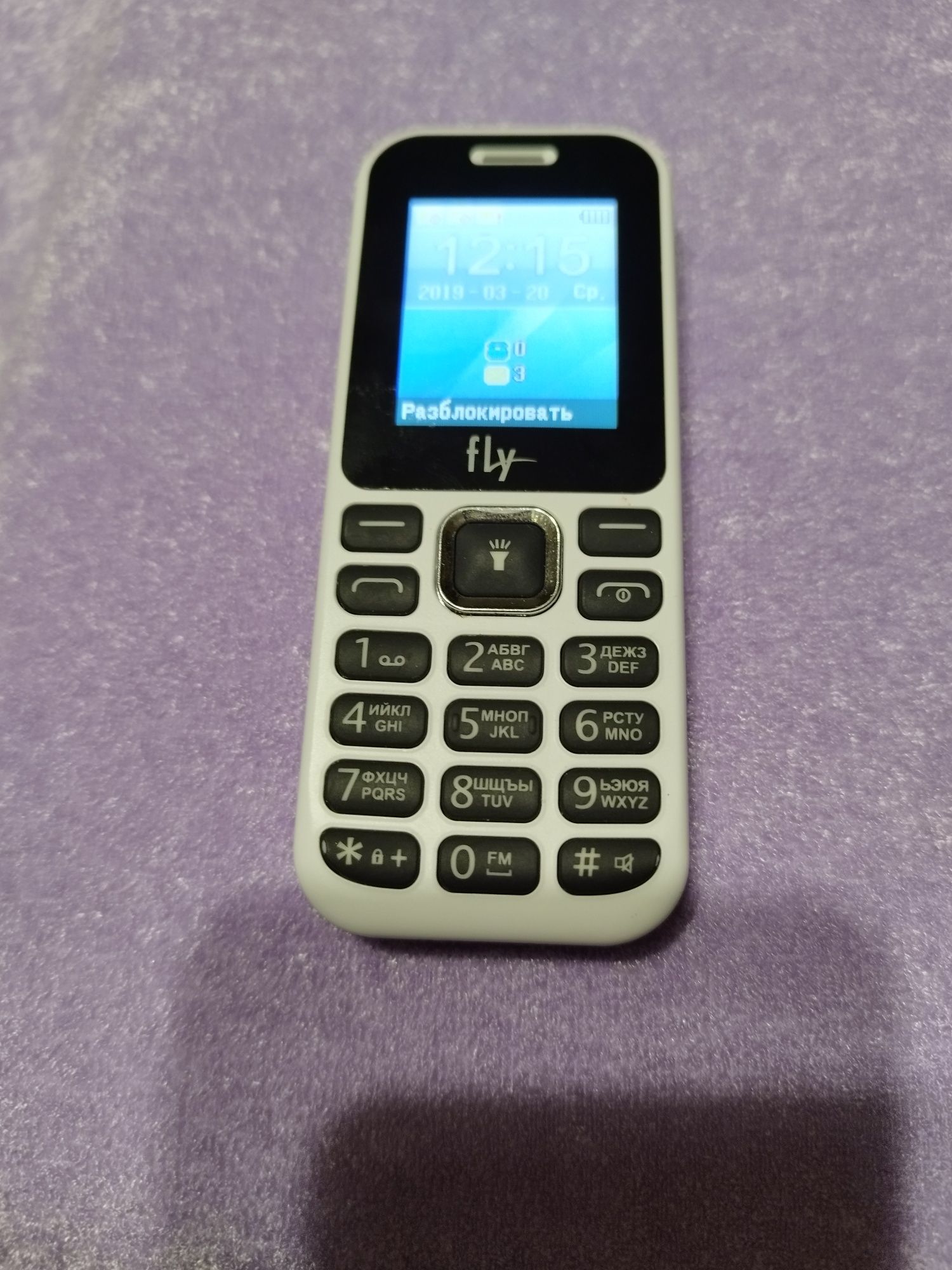 Телефон FLY FF 190