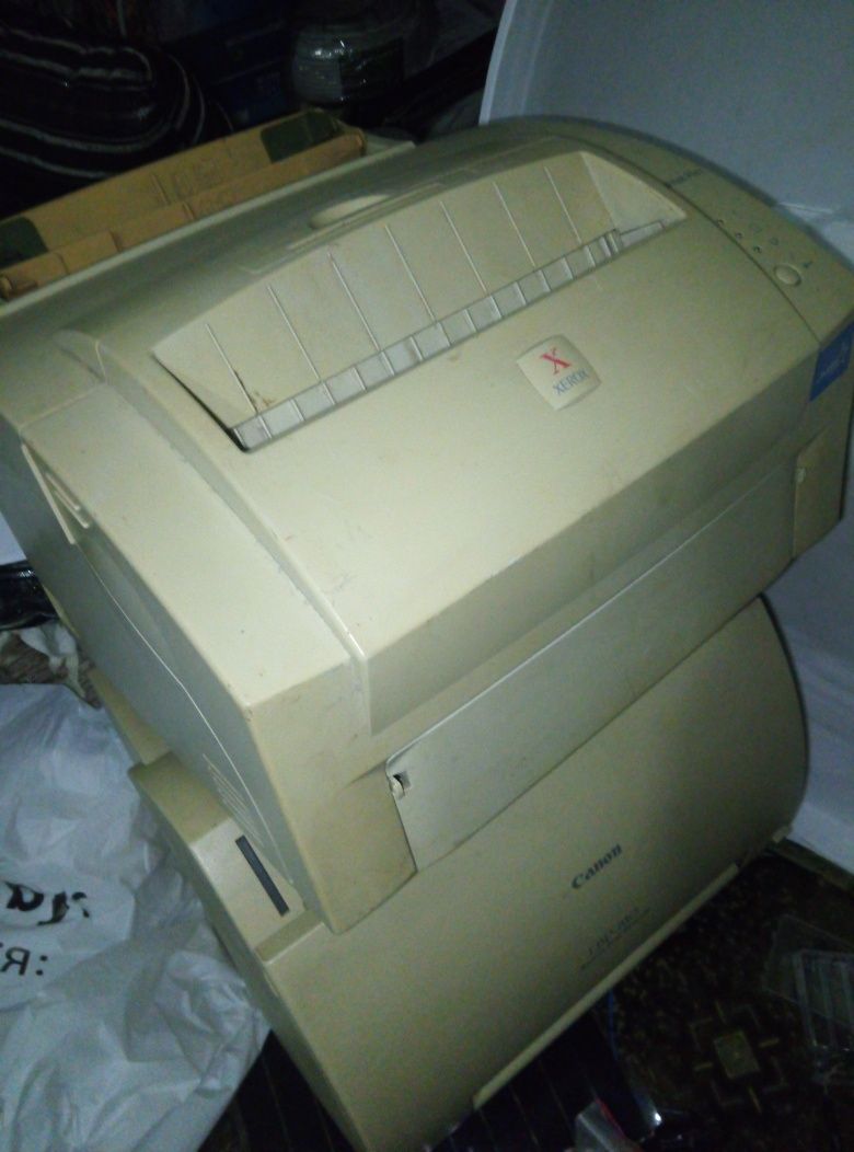 Принтер лазерный в комплекте