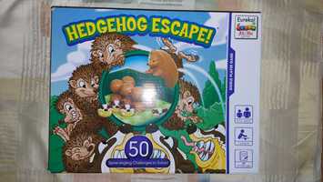 Гра логічна настільна дитяча Hedgehog Escape "Дожени їжака"