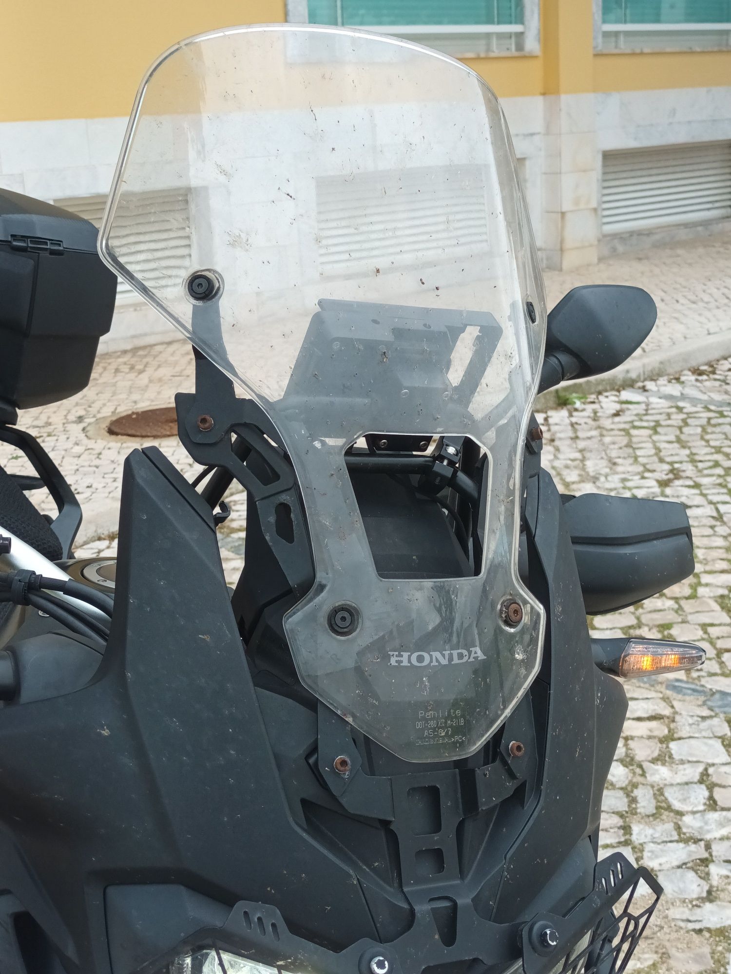 Africa twin crf1000l 2018 fullextras