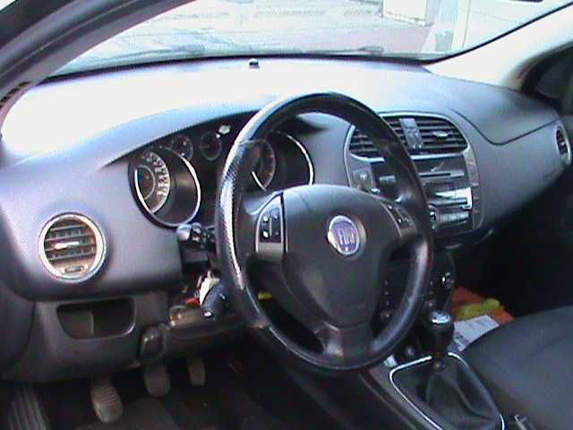 Fiat Bravo 2 Lampy maska klapa drzwi fotele Kod lakieru 284/A