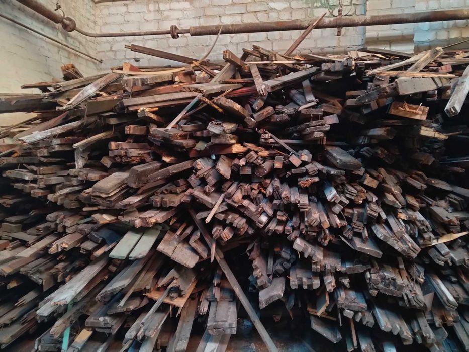 Дрова, доски для палива, брикети RUF