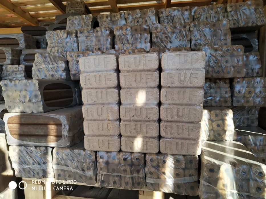 Брикети паливні Купить Руф Піні-кей Пелета Бориспіль Київ Дрова дубові