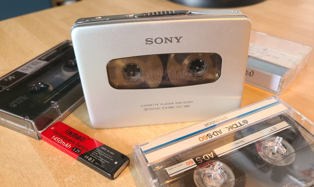 Кассетный плеер SONY Walkman WM-EX811 Made in Japan Звучание, Видео