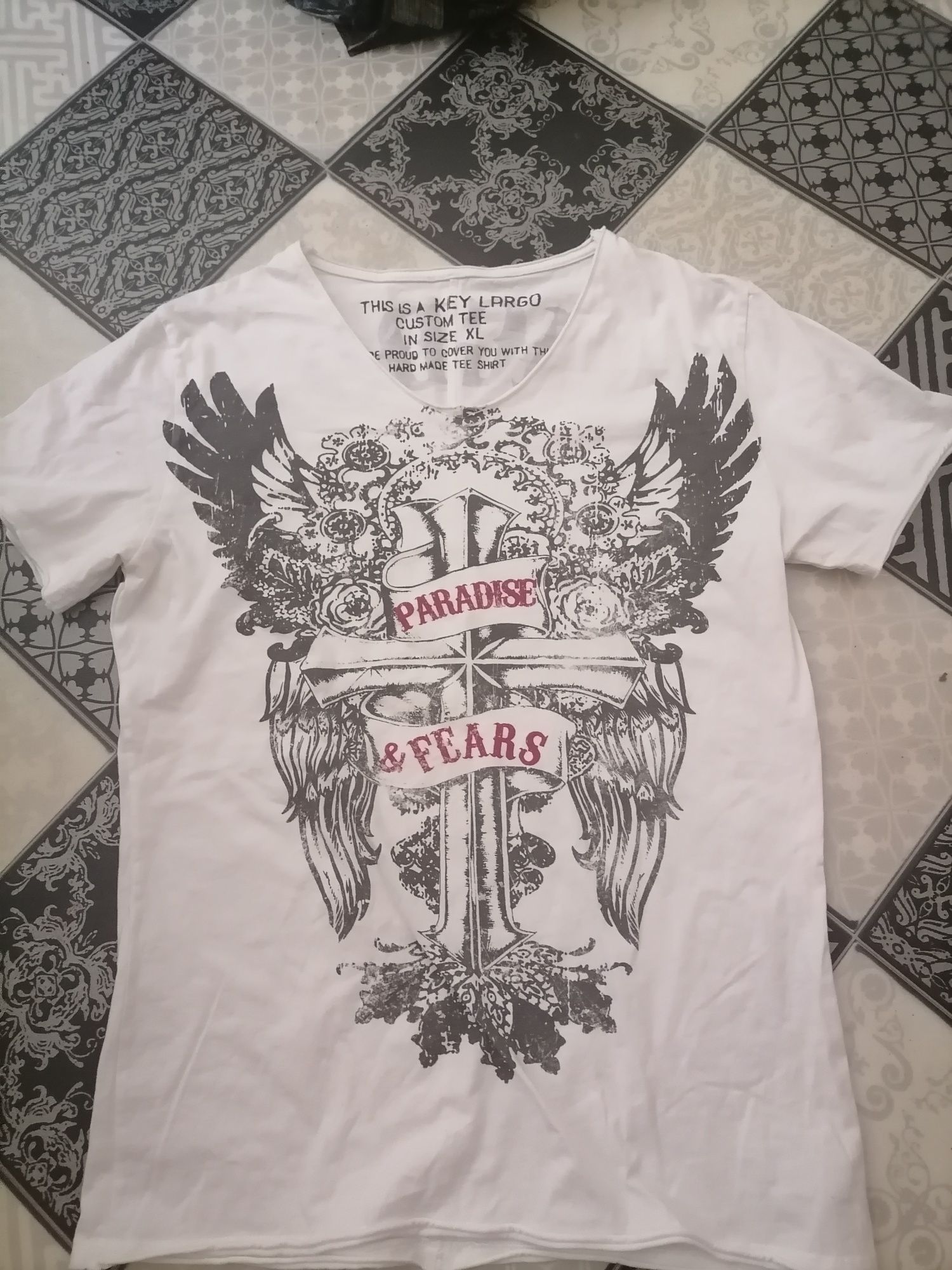 Футболка типа affliction sk8