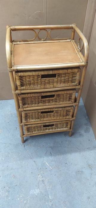 Regał komoda z bambusa