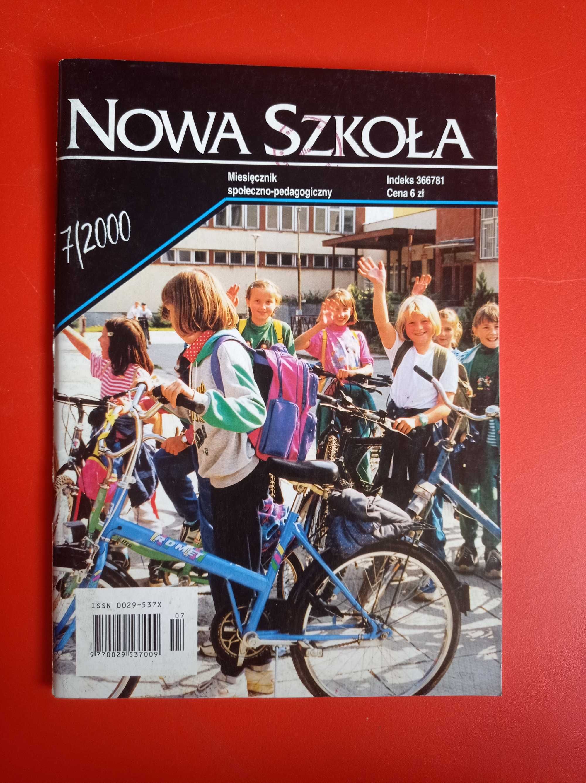 Nowa szkoła nr 7, wrzesień 2000 miesięcznik