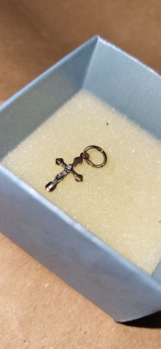 Золотий  хрестик