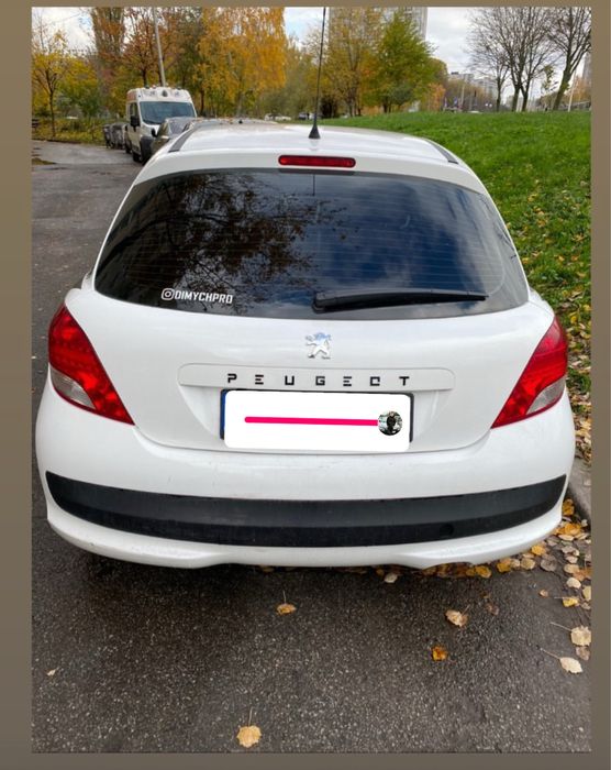 peugeot 207 (1.4 бензин 2012 рік)