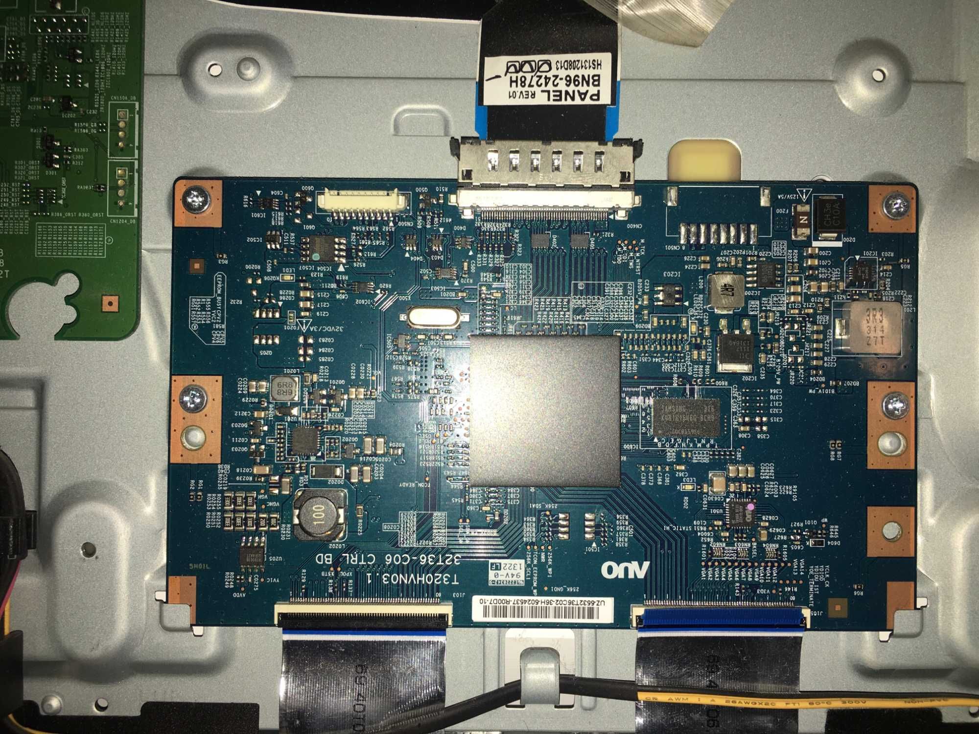 T320HVN03.1 32T36-C06 WIDT30Q UE32F6330  подставка ножка пульт