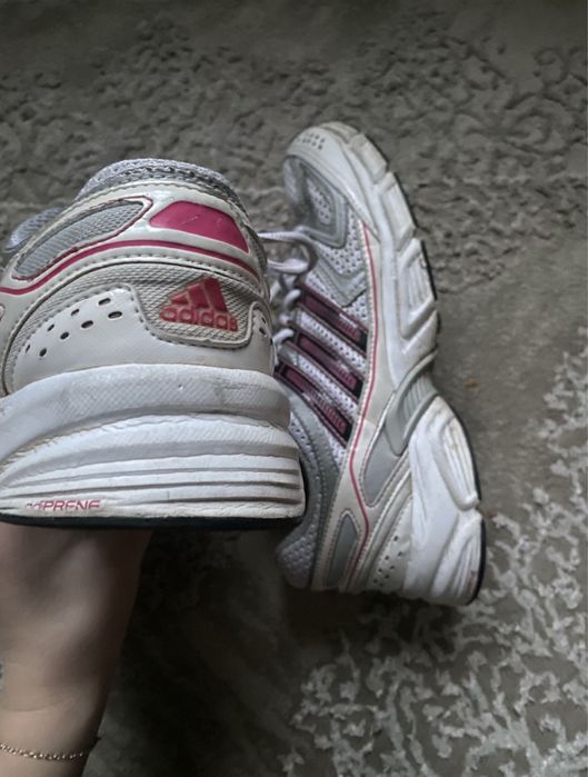 Adidas кроссовки