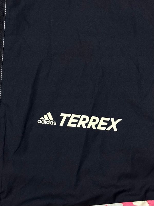 Adidas Terrex Trail Wind Lekka Kurtka Trekkingowa Damska Odblaski Logo