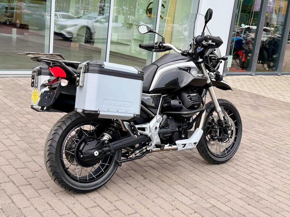 Moto Guzzi V85TT 2023 - Мотосалон.