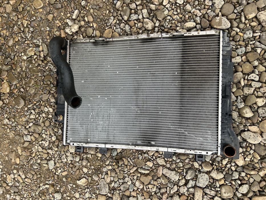 Радіатор охолодження Mercedes W140 OM606