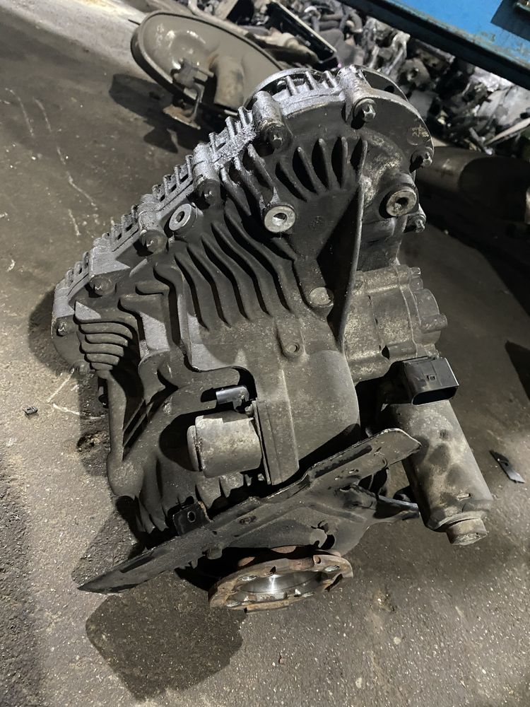 Роздатка Коробка Range Rover L405 4.4D