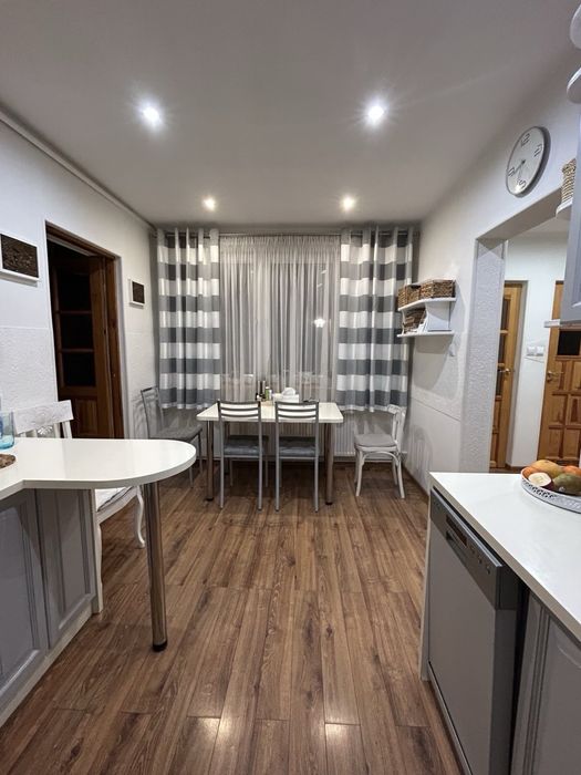 Dom z działką i grażem w centrum Izbicy