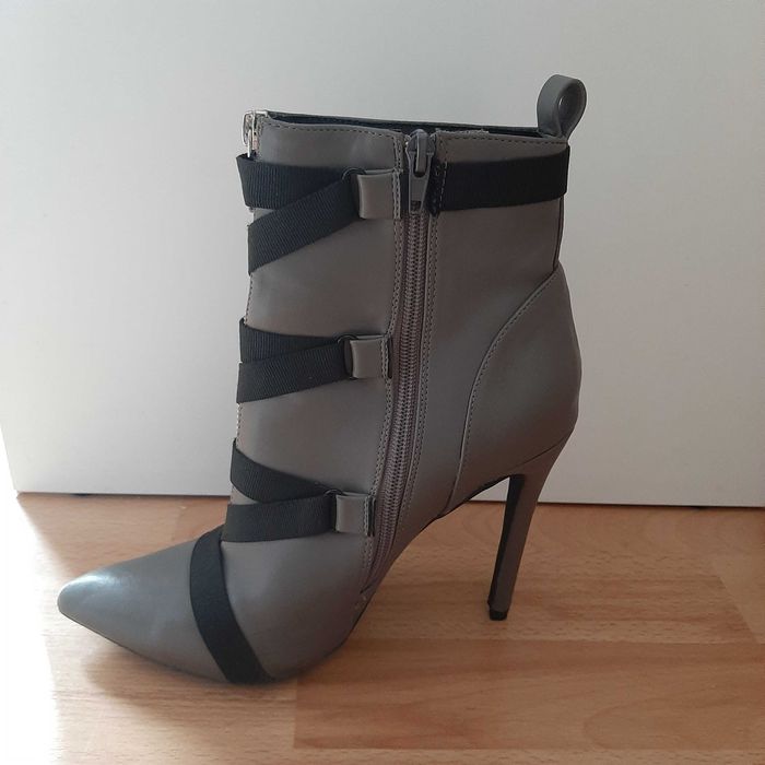 Botki KAZAR rozm. 40, szpilka