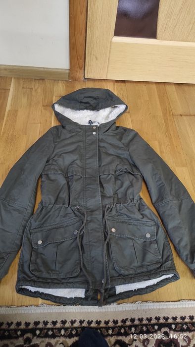 Куртка жіноча розмір XS-S