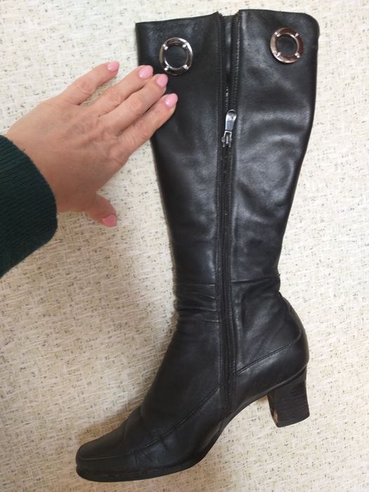 Чоботи  жіночі зимові. На вузьку ногу 38