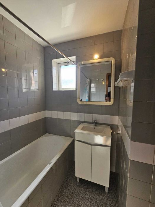 Apartamento T4 para arrendamento no Porto