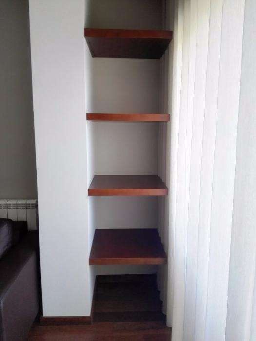 Conjunto de 4 prateleiras em carvalho  maciço da Woodspace