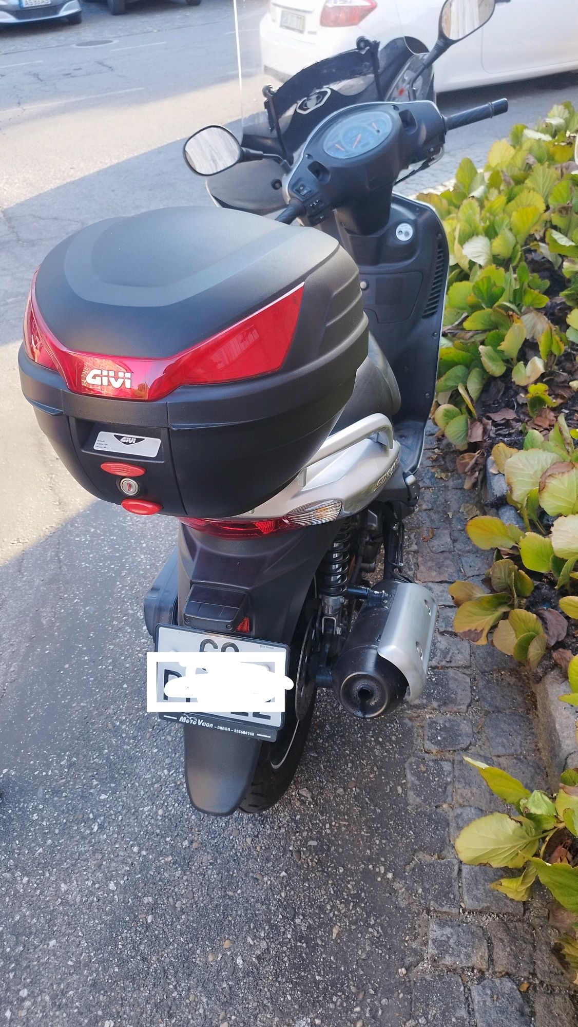 Moto Suzuki sixteen 125