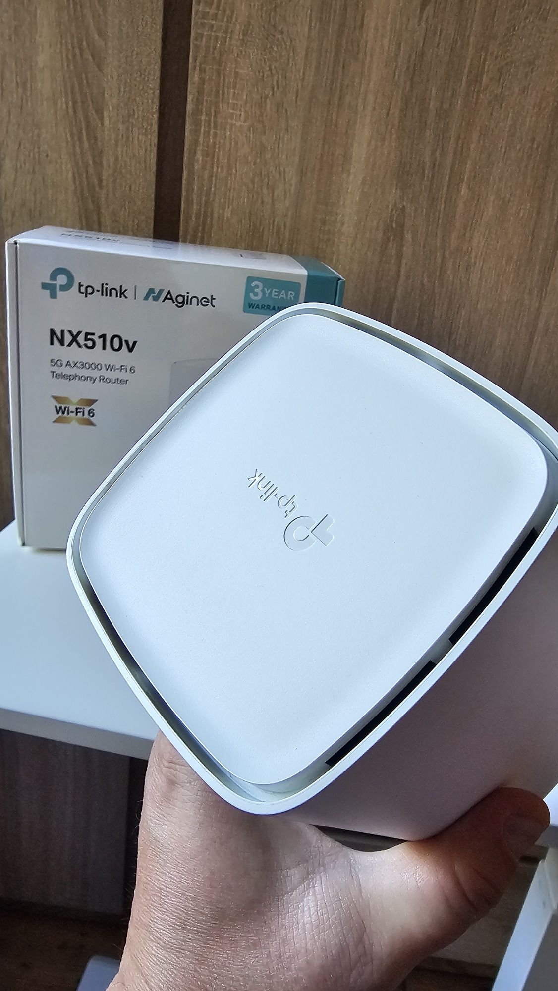 Router tp-link NX510v