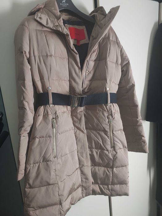 Casaco Bege da Mango, quente para os dias frios