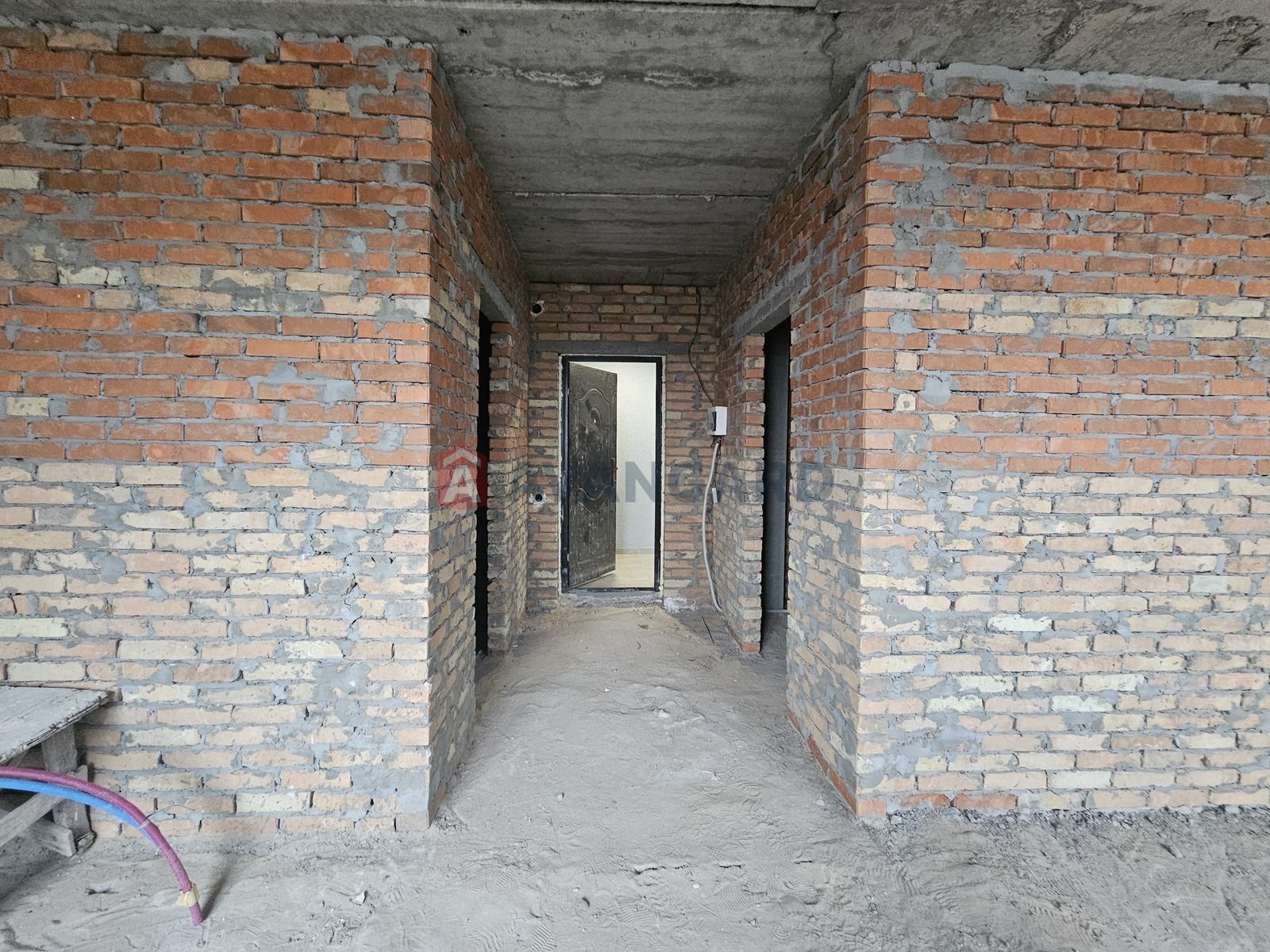 Продаж квартири р-н Казбет