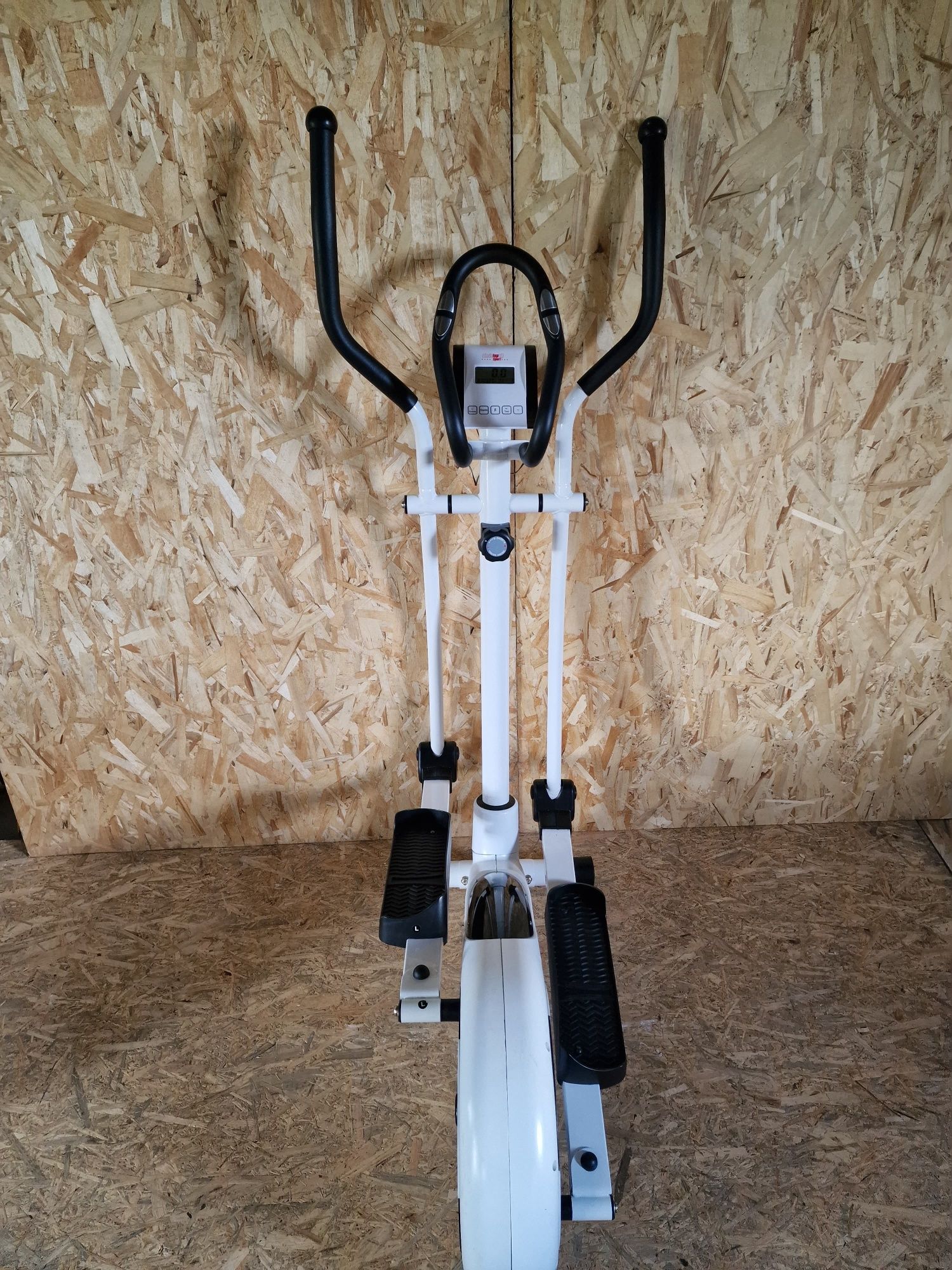 Sprzedam orbitrek / rower eliptyczny Body Sculpture CS-5 – jak nowy!