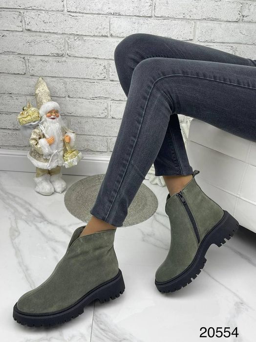 Продаю весняні черевички!