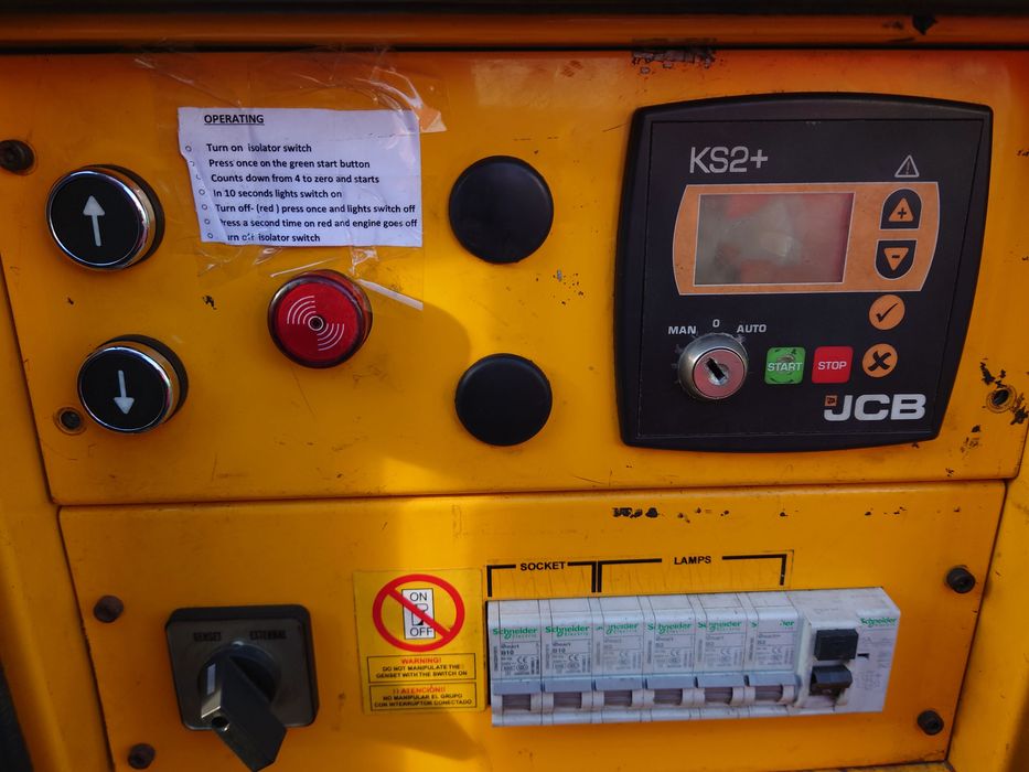 генератор Generator JCB LT9  7kW Lighting tower