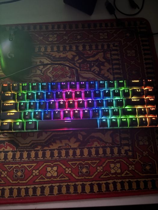 klawiatura bezprzewodowa volcano lanparty rgb bt