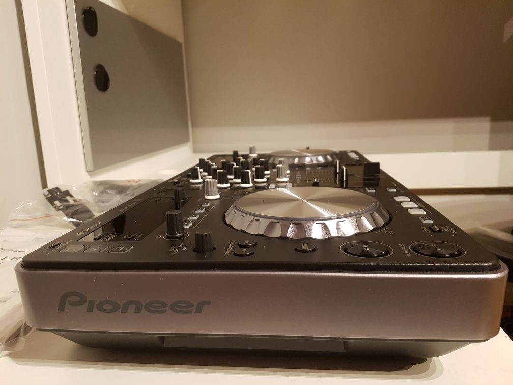 Konsola mikser Pioneer xdj r1, stan jak nowy, gwarancja,mixer.