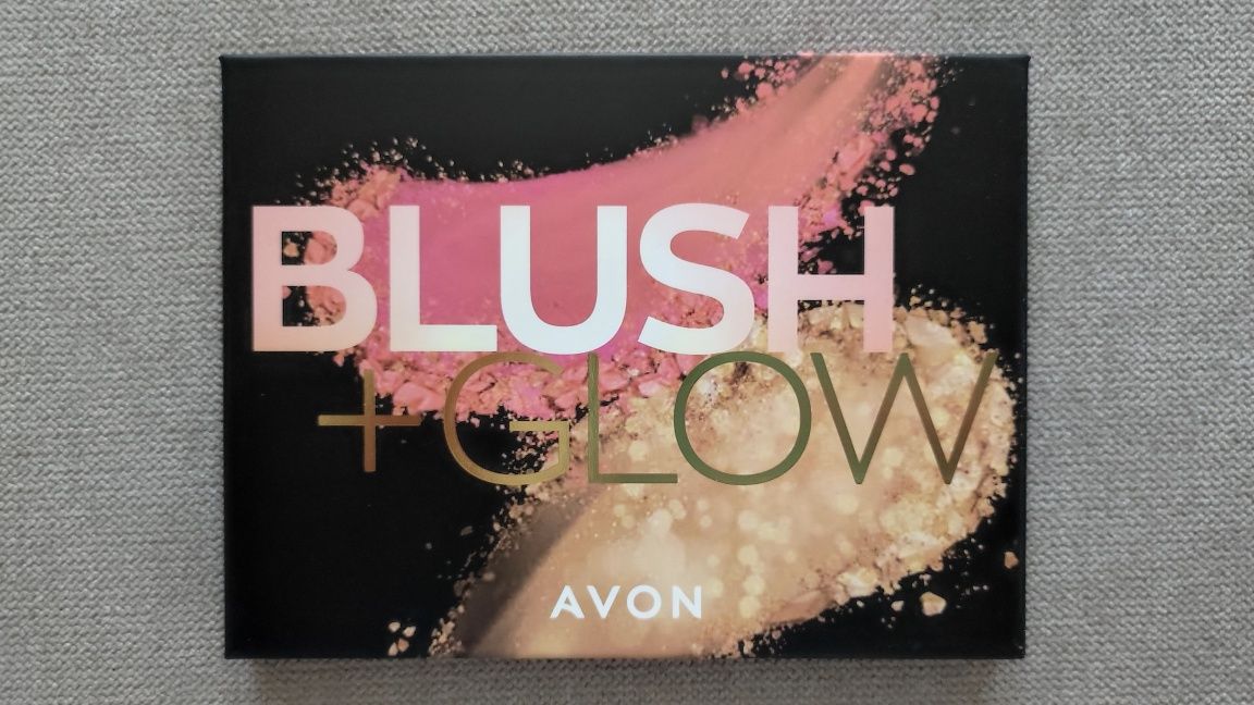 Paletka róży Avon Blush Glow róż + brązer