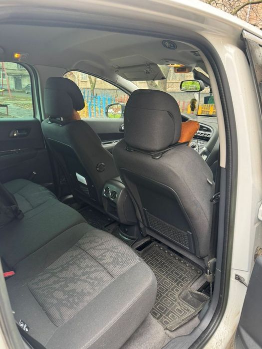 Продам авто Peugeot 3008 2.0 PHEV