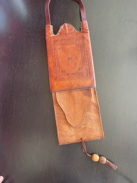 bolsa marroquina em pele