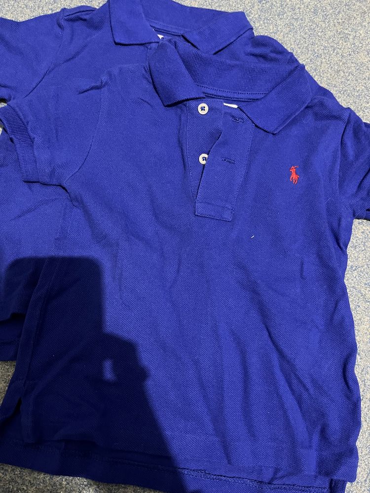 Polo azul. Marca Ralph Lauren. 18 meses.