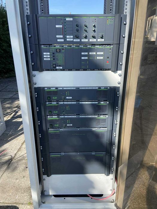 Sprzedam szafe audio G+M.