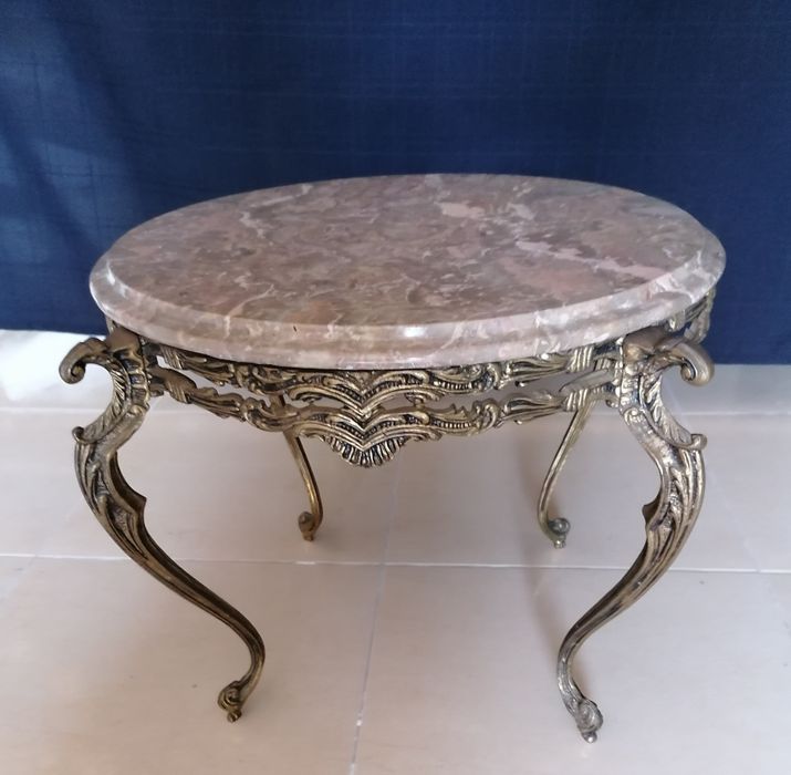 Mesa redonda de apoio