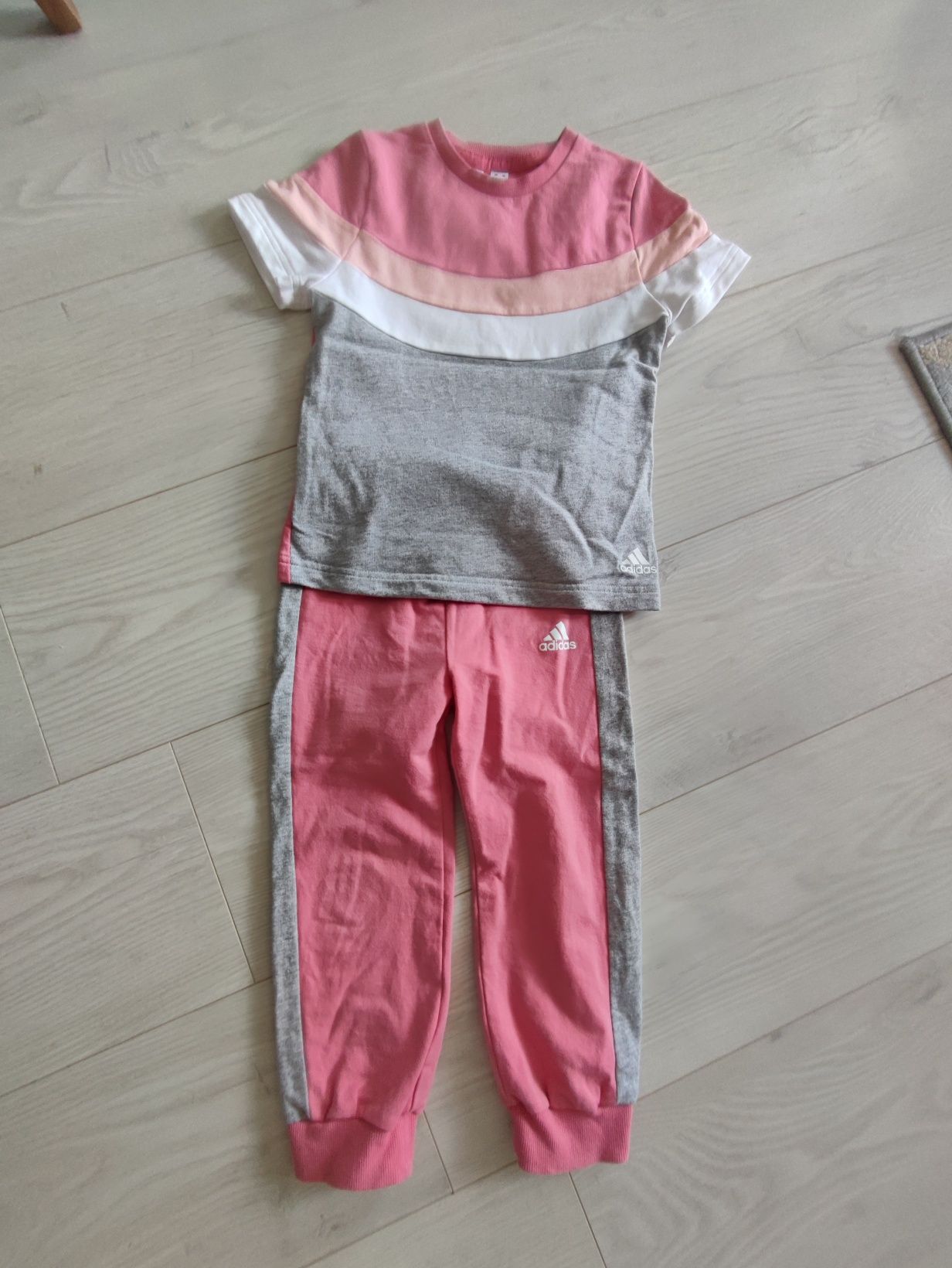 Dres adidas rozm 98