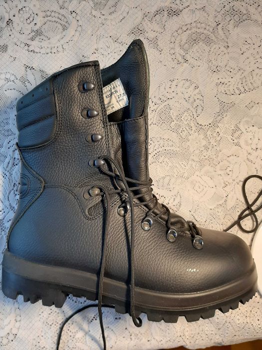 Nowe Trzewiki Wojskowe Oryginalne Skóra naturalna 933/MON rozmiar 40,5