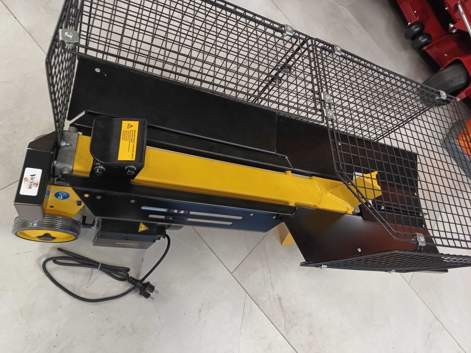 Łuparka do drewna pozioma Cedrus LS02H