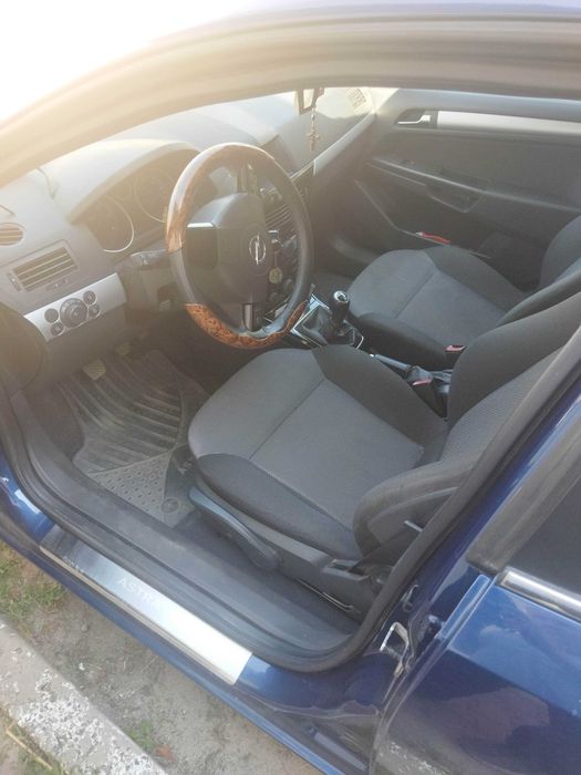 Opel Astra 2010 diesel 1.7