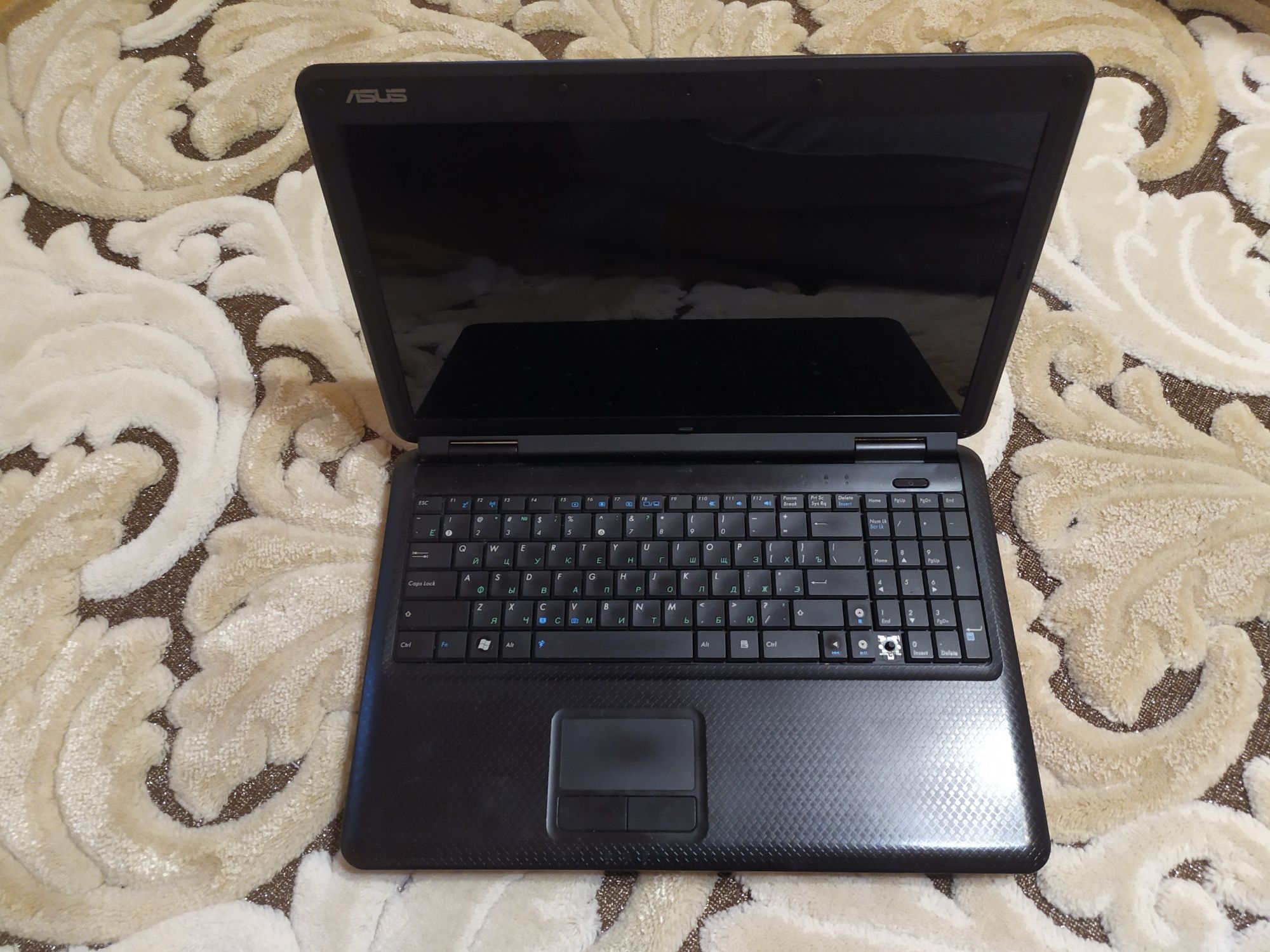 Ноутбук  Asus P50ij